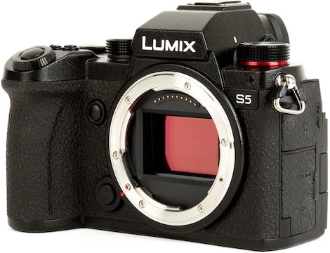 Panasonic Lumix DC-S5 4 Panasonic Lumix DC-S5 - Image 2