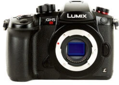 Panasonic GH5S