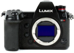 Panasonic Lumix DC-S1R